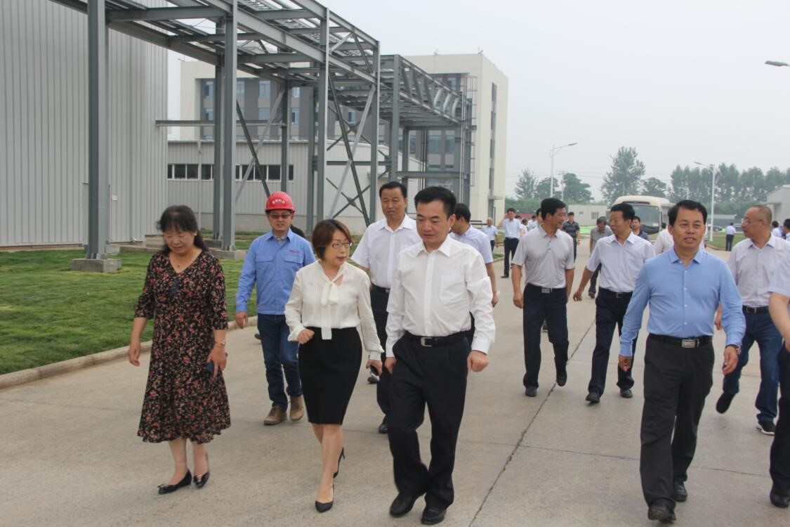 渭南市长李毅视察蒲城钱能钱包科技新材料有限公司